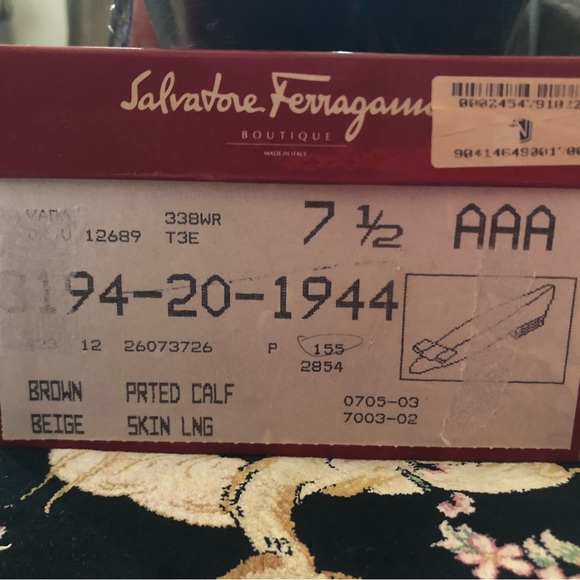 Vintage Ferragamo crocodile heels - Picture 4 of 4